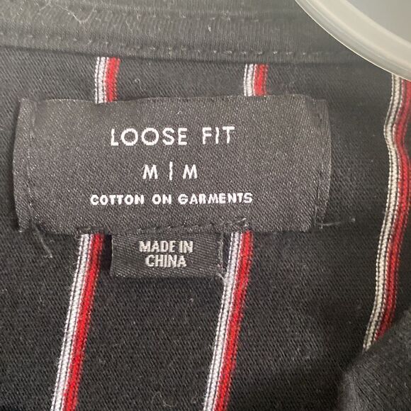 LOOSE FIT Men’s Striped T Shirt Size M - Picture 3 of 4